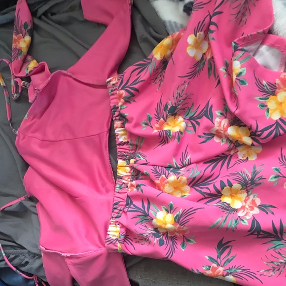 Madden NYC jump-suite - Picture 2 of 5